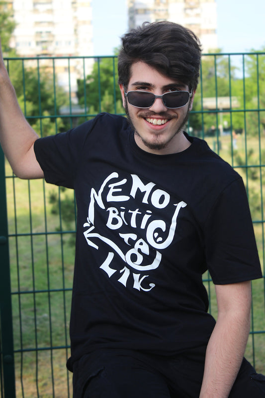 NEMOJ BITI TAJ L1K - CRNA MAJICA